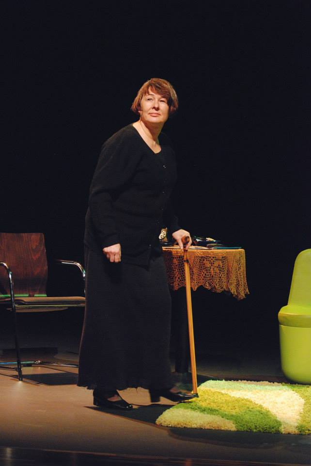 Scena ze spektaklu Mury zamiast mostów 18