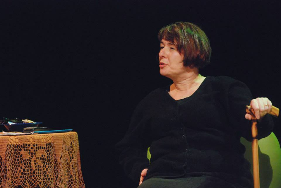 Scena ze spektaklu Mury zamiast mostów 20