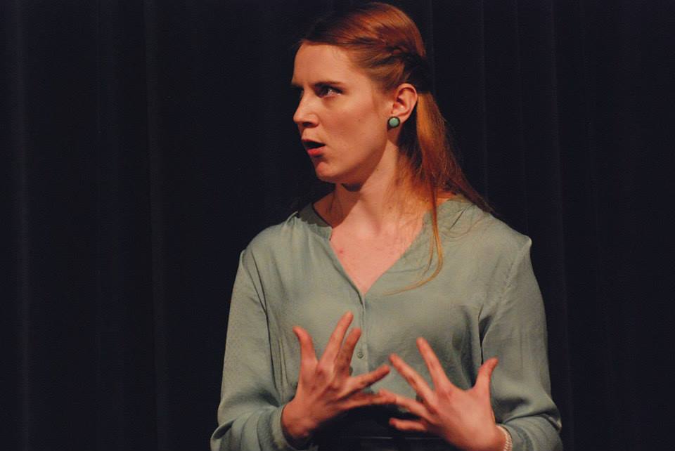 Scena ze spektaklu Mury zamiast mostów 27