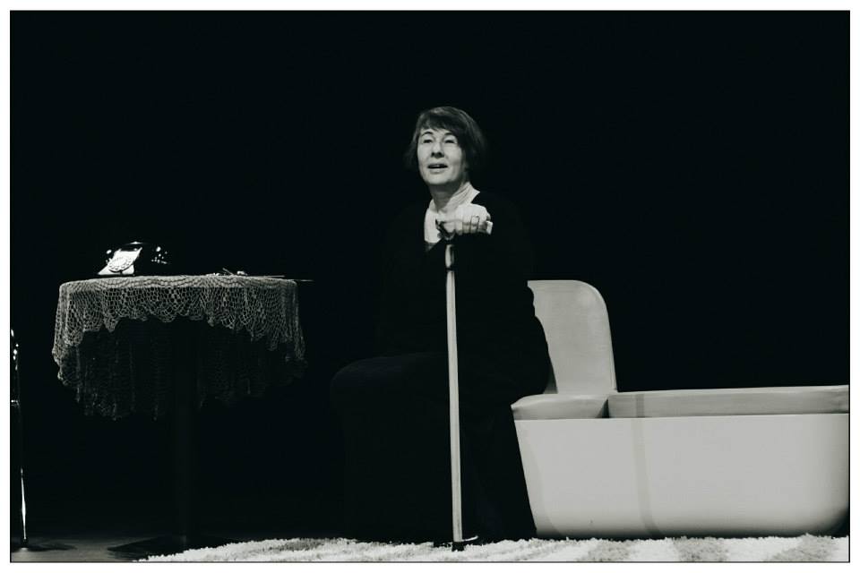 Scena ze spektaklu Mury zamiast mostów 46